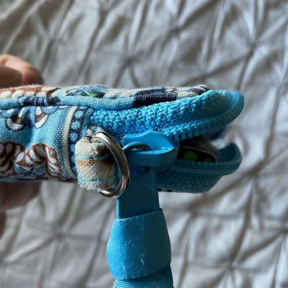 Vera Bradley pouch - Picture 4 of 13